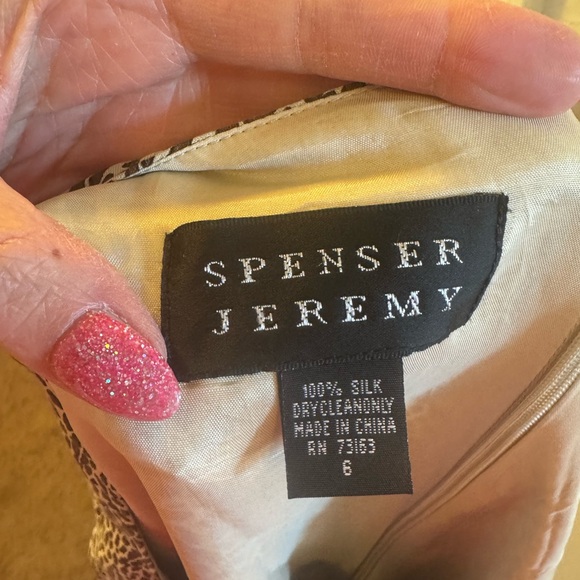 Spenser Jeremy 100% Silk Animal Print Sheath Dress Short Sleeve Size 6 - Picture 4 of 8